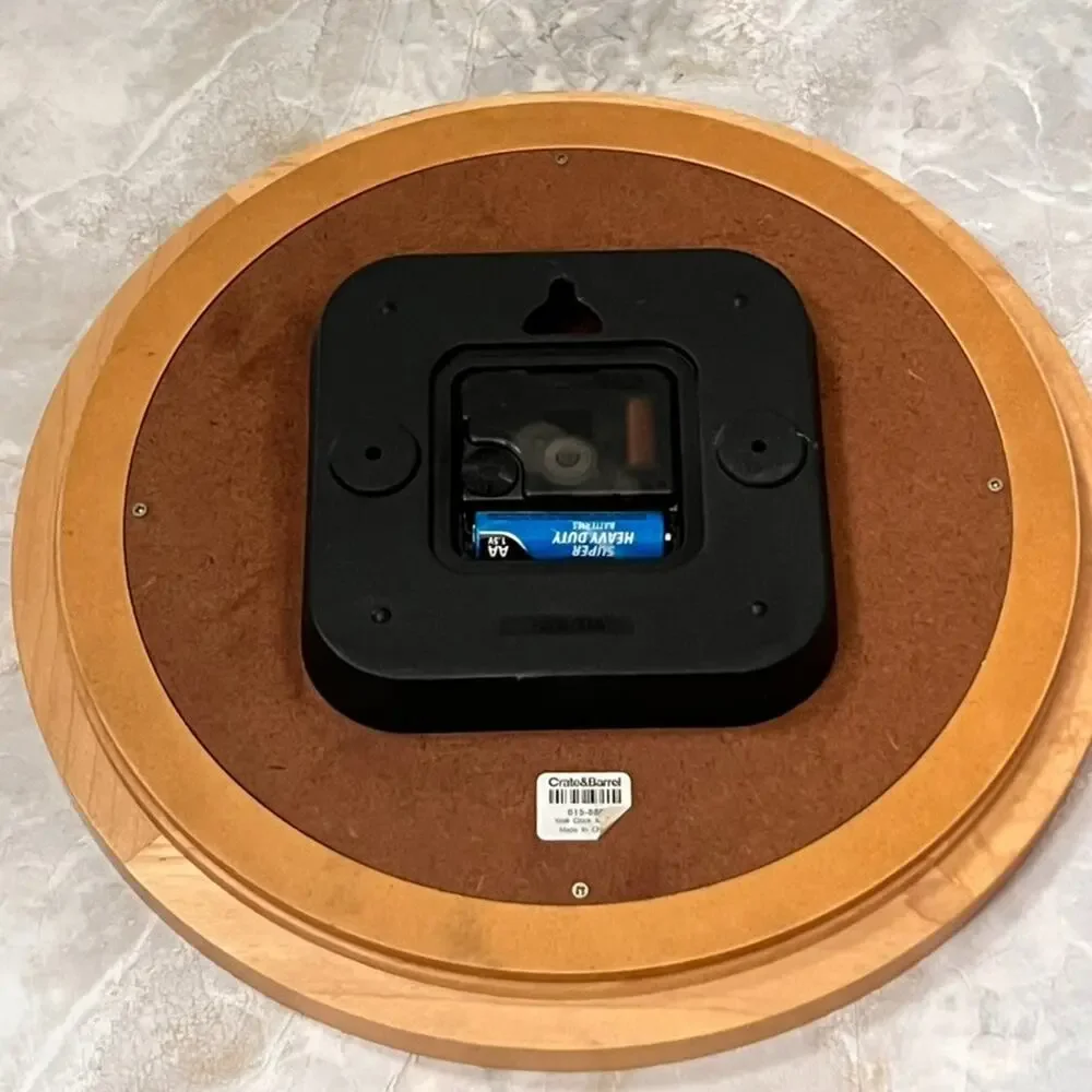 Crate & Barrel Wall Clock Maple Round WORKING